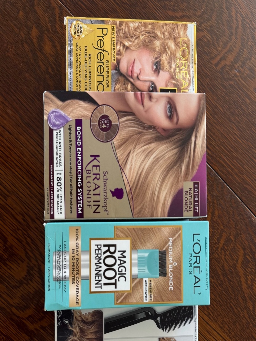 Four blonde hair color kits - NWT